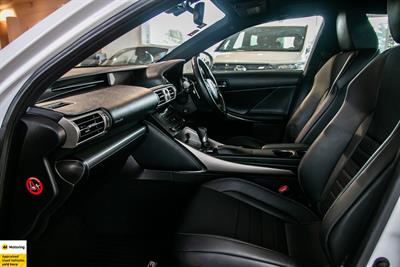 2015 Lexus IS - Thumbnail