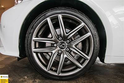 2015 Lexus IS - Thumbnail