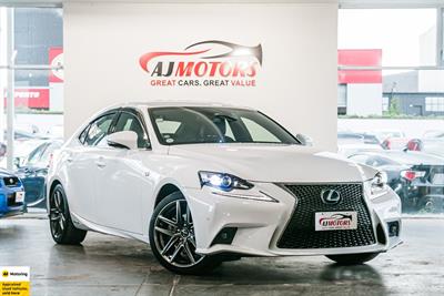 2015 Lexus IS - Thumbnail