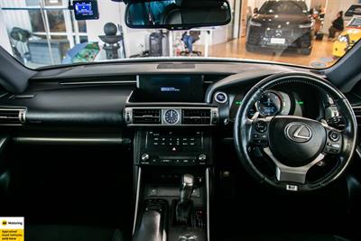 2015 Lexus IS - Thumbnail