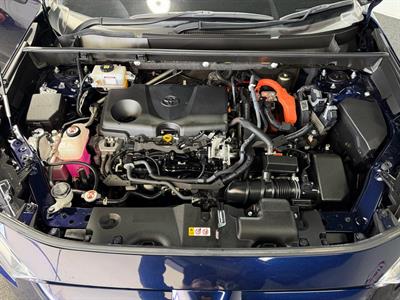 2021 Toyota RAV4 - Thumbnail