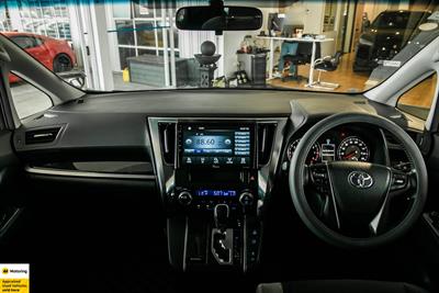 2016 Toyota Vellfire - Thumbnail