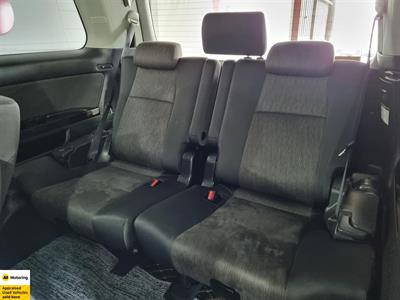 2012 Toyota Vellfire - Thumbnail