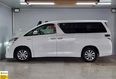 2012 Toyota Vellfire - Thumbnail