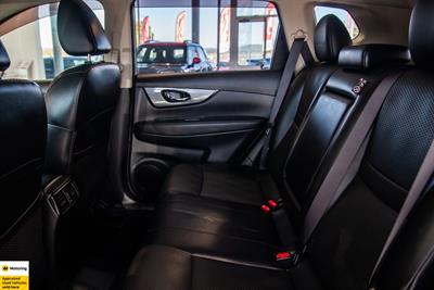2015 Nissan X-Trail - Thumbnail