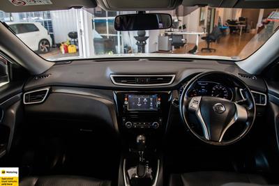 2015 Nissan X-Trail - Thumbnail