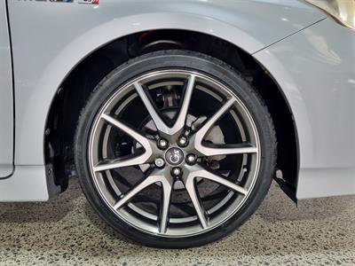 2013 Toyota Prius - Thumbnail