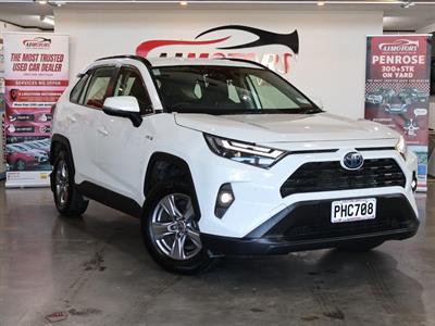 2022 Toyota RAV4 - Thumbnail