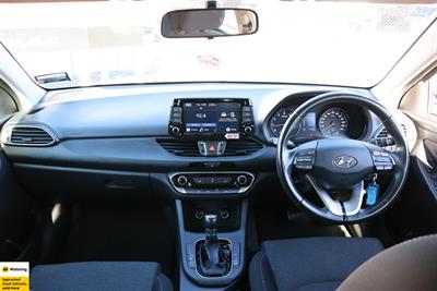 2022 Hyundai i30 - Thumbnail