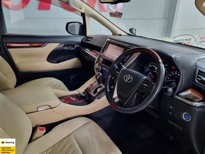 2015 Toyota Alphard - Thumbnail