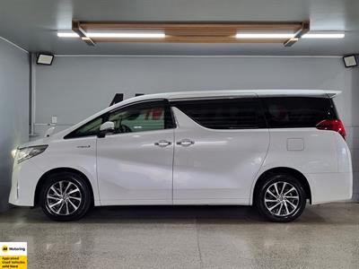2015 Toyota Alphard - Thumbnail