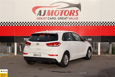 2021 Hyundai i30 - Thumbnail