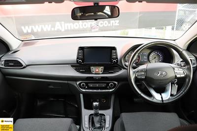 2021 Hyundai i30 - Thumbnail