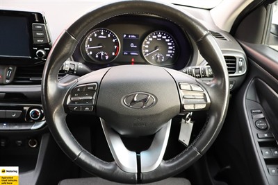 2021 Hyundai i30 - Thumbnail