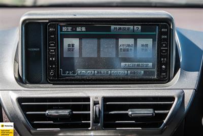2009 Toyota IQ - Thumbnail