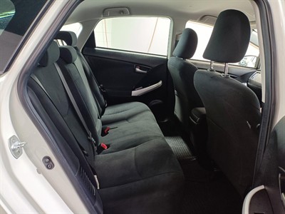 2013 Toyota Prius - Thumbnail