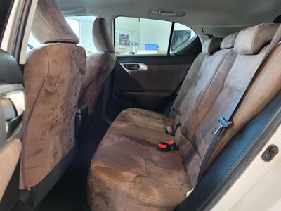 2012 Lexus CT200H - Thumbnail