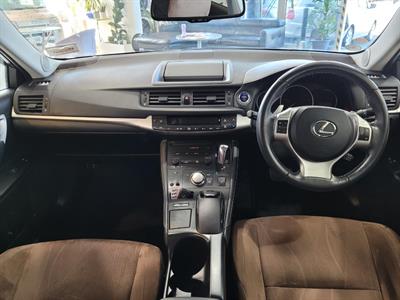2012 Lexus CT200H - Thumbnail