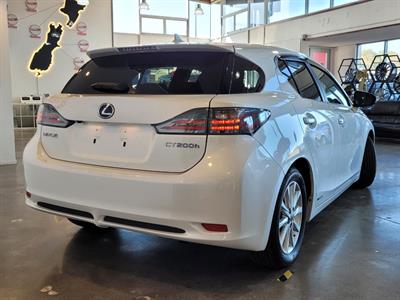 2012 Lexus CT200H - Thumbnail