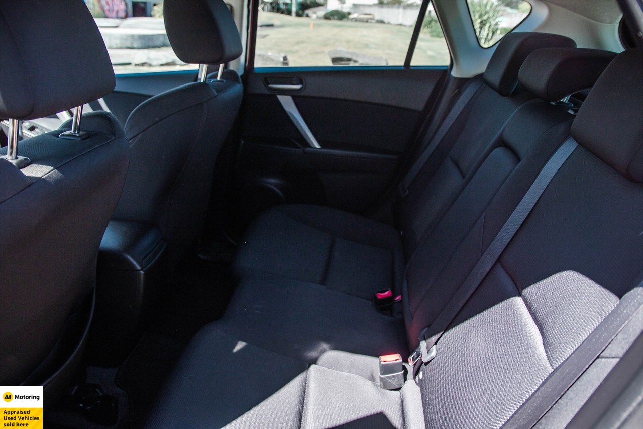 2010 Mazda Axela