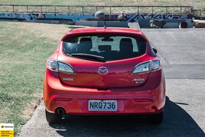 2010 Mazda Axela - Thumbnail