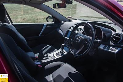 2010 Mazda Axela - Thumbnail