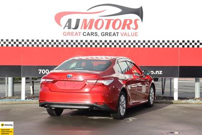 2018 Toyota Camry - Thumbnail