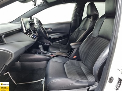 2019 Toyota Corolla - Thumbnail