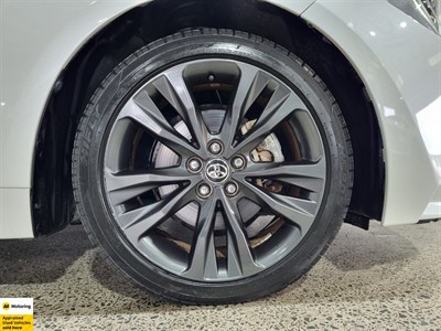 2019 Toyota Corolla - Thumbnail