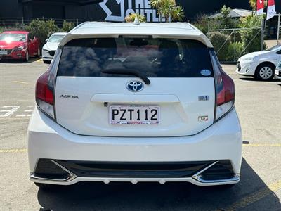 2016 Toyota Aqua - Thumbnail