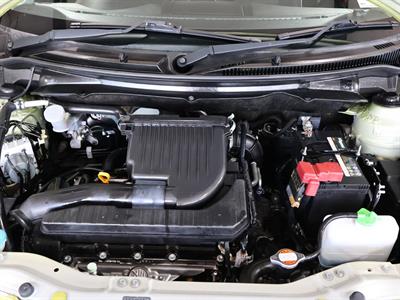 2015 Suzuki Swift - Thumbnail