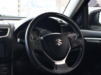 2015 Suzuki Swift - Thumbnail