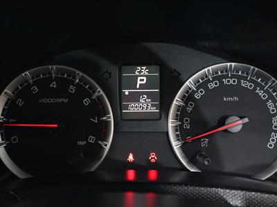 2015 Suzuki Swift - Thumbnail