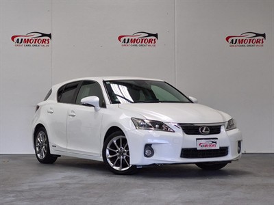 2013 Lexus CT200H - Thumbnail