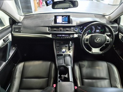2013 Lexus CT200H - Thumbnail