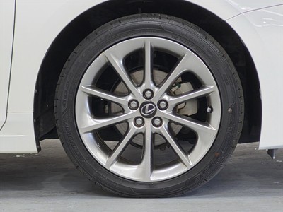 2013 Lexus CT200H - Thumbnail