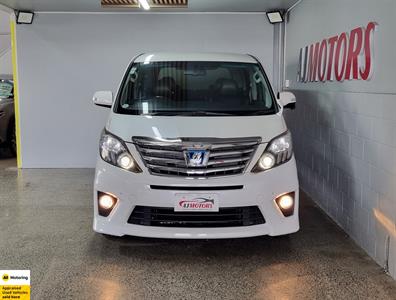 2012 Toyota Alphard - Thumbnail