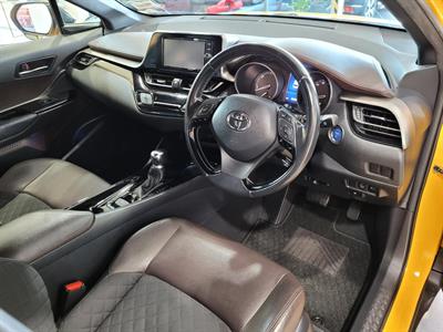 2018 Toyota C-HR - Thumbnail