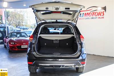 2022 Nissan X-Trail - Thumbnail