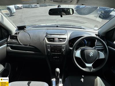 2016 Suzuki Swift - Thumbnail