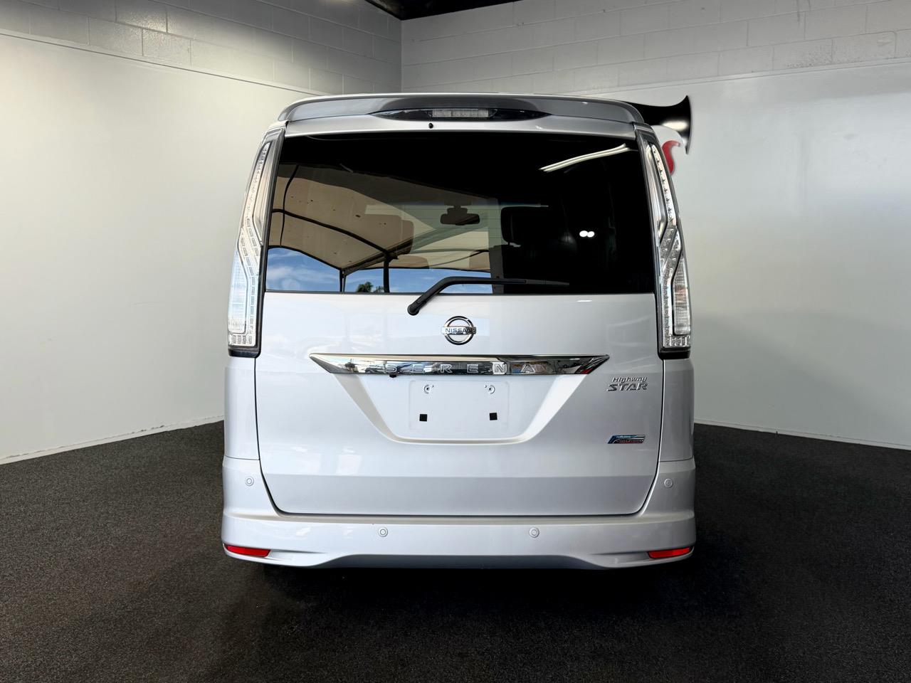 2015 Nissan Serena