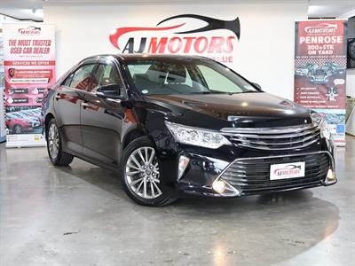 2015 Toyota Camry - Thumbnail