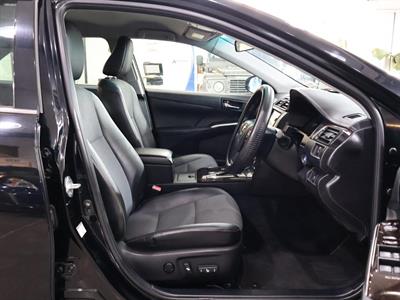 2015 Toyota Camry - Thumbnail