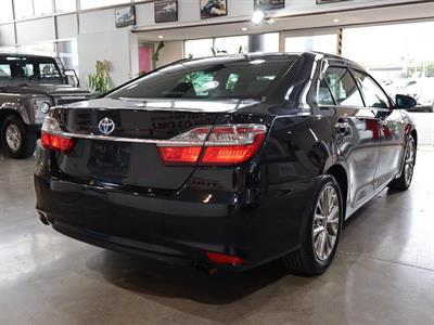 2015 Toyota Camry - Thumbnail