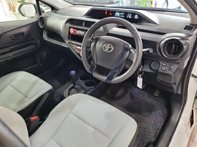 2020 Toyota Aqua - Thumbnail