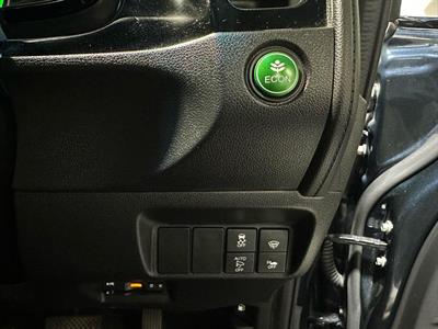 2015 Honda Shuttle - Thumbnail