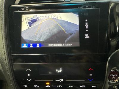 2015 Honda Shuttle - Thumbnail