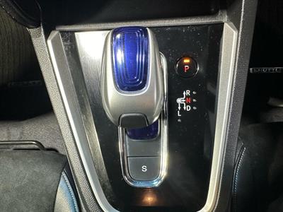 2015 Honda Shuttle - Thumbnail