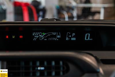 2016 Toyota Aqua - Thumbnail
