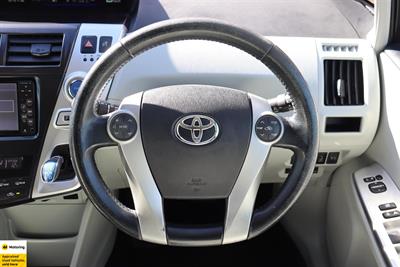 2012 Toyota Prius - Thumbnail